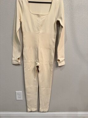 OQQ Long-Sleeve Cream Ribbed Scoop-Neck Jumpsuit